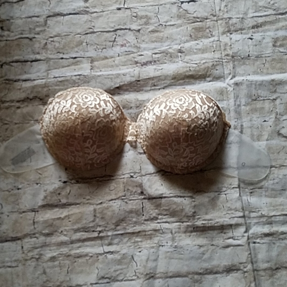 Backless Strapless Lace Bra - Picture 3 of 11